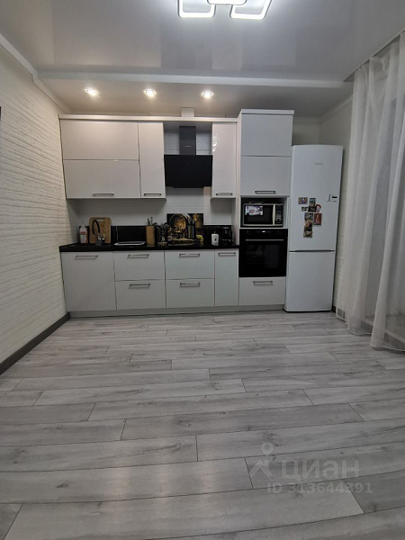 2-к квартира, 60 кв. м, ул. Автомобилисто,  2/2