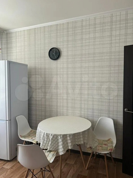 1-к квартира, 37 кв. м, Оренбург, Транспортная улица, 18/4