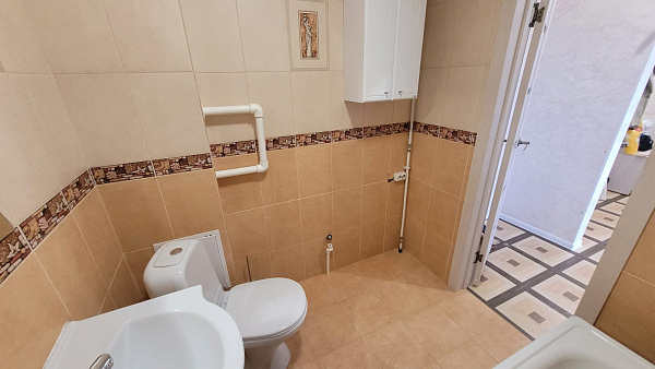 2-к квартира, 58 кв. м, Оренбург, улица Геннадия Донковцева, 13