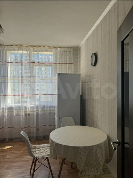 1-к квартира, 37 кв. м, Оренбург, Транспортная улица, 18/4