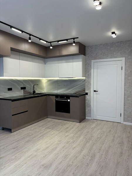 2-к квартира, 60 кв. м, Оренбург, улица Берёзка, 21