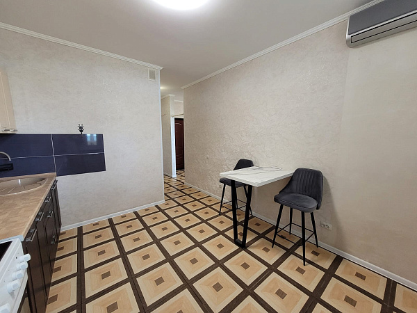 2-к квартира, 58 кв. м, Оренбург, улица Геннадия Донковцева, 13