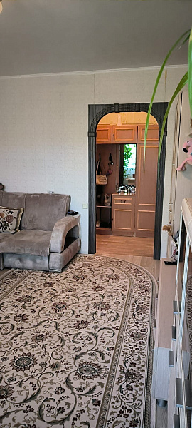 2-к квартира, 50 кв. м, Оренбург, Ноябрьская улица, 58