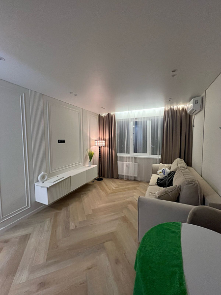 1-к квартира, 40 кв. м, Оренбург, улица Автомобилистов, 13