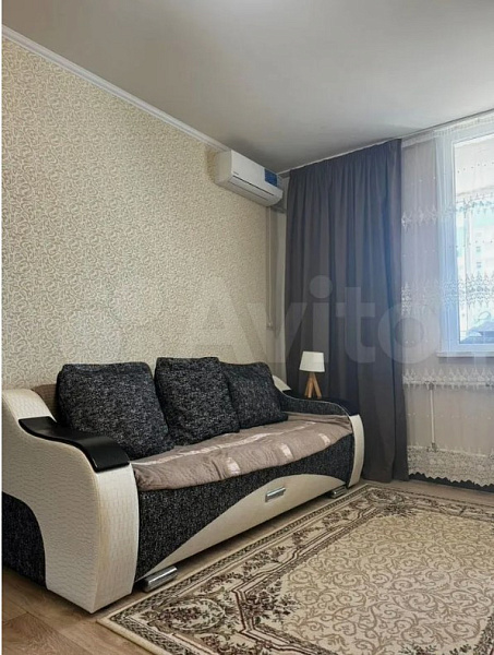 1-к квартира, 37 кв. м, Оренбург, Транспортная улица, 18/4