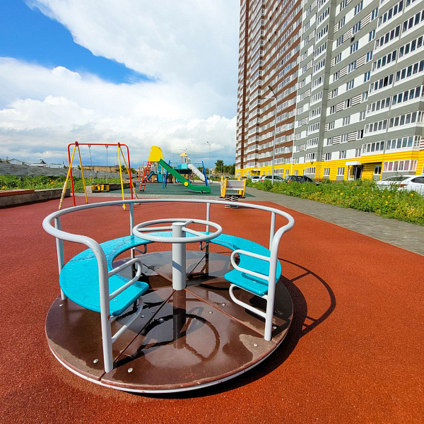 2-к квартира, 67 кв. м, Оренбург, улица Юркина, 8