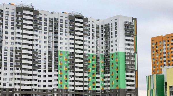 2-к квартира, 60 кв. м, Оренбург, улица Братьев Хусаиновых, 8