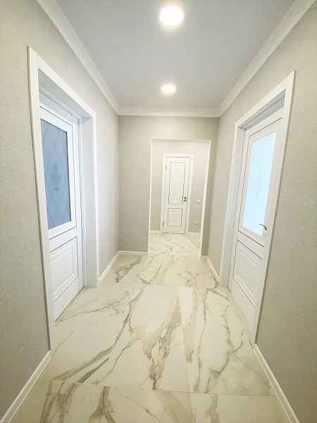 2-к квартира, 60 кв. м, Оренбург, улица Братьев Хусаиновых, 8