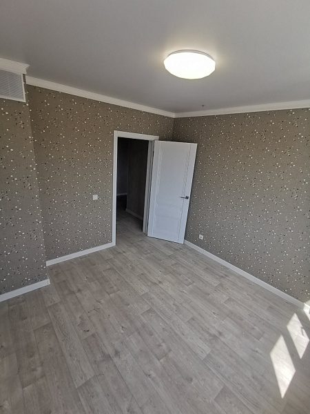 2-к квартира, 67 кв. м, Оренбург, улица Юркина, 8