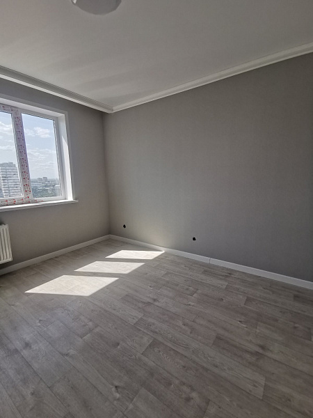 2-к квартира, 67 кв. м, Оренбург, улица Юркина, 8