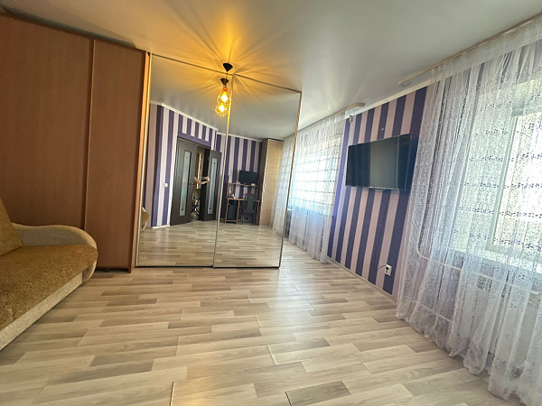 1-к квартира, 45 кв. м, Оренбург, улица Терешковой, дом 263/4