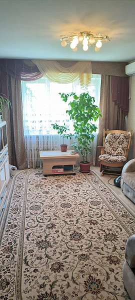 2-к квартира, 50 кв. м, Оренбург, Ноябрьская улица, 58