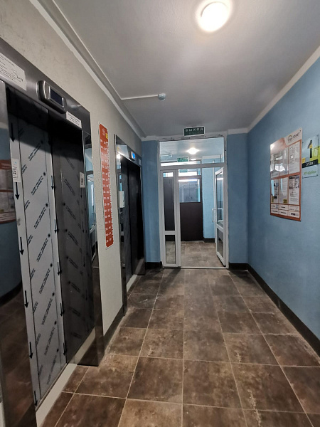 1-к квартира, 40 кв. м, Оренбург, Уральская улица, 2/25