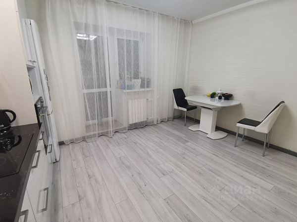 2-к квартира, 60 кв. м, ул. Автомобилисто,  2/2