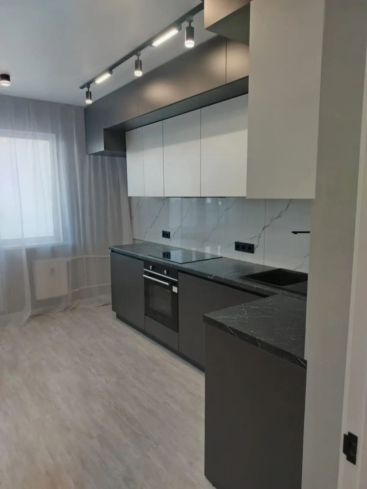 3-комнатная квартира, 60 кв.м., улица Березка, дом 21, Оренбург