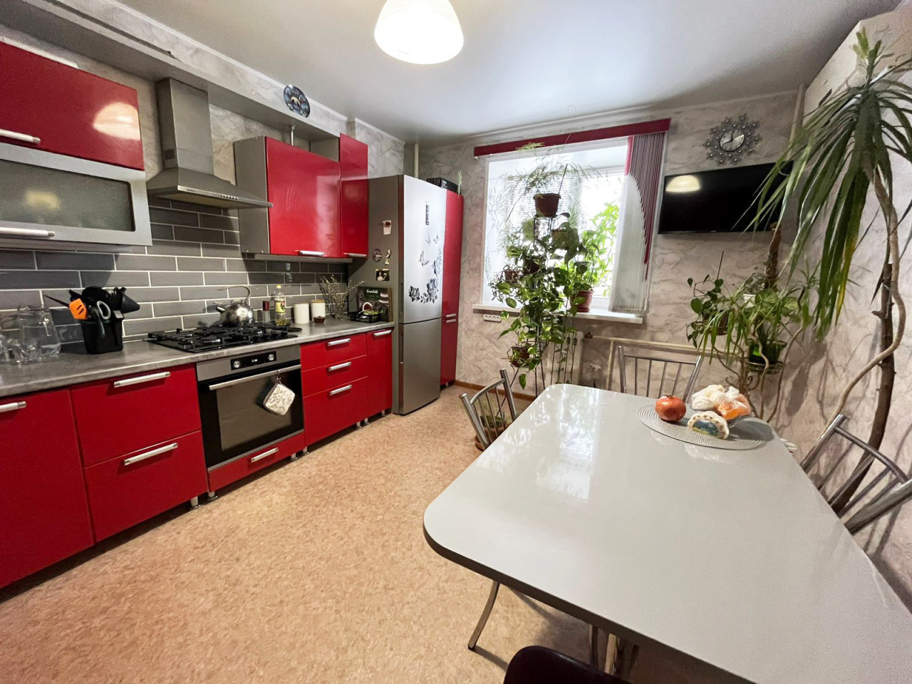 2-комнатная квартира, 57 кв.м., Гражданская улица, 36, Оренбург