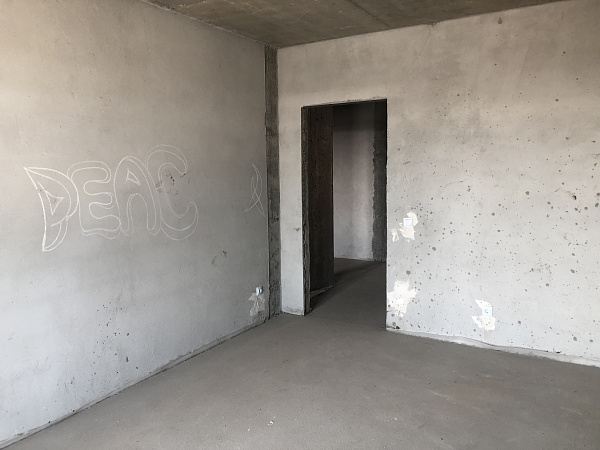 3-к квартира, 77 кв. м, Оренбург, улица Ильи Глазунова, дом 3