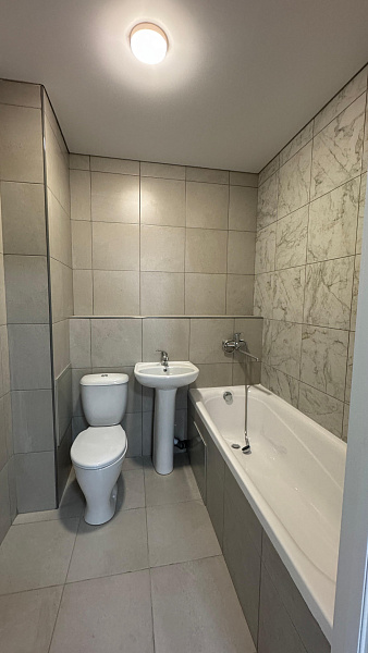 2-к квартира, 62 кв. м, Оренбург, улица Юркина, дом 6