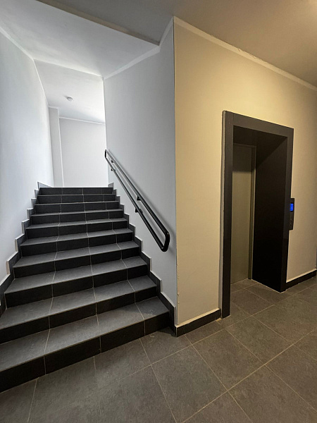 1-к квартира, 33 кв. м, Оренбург, улица Ильи Глазунова, 6