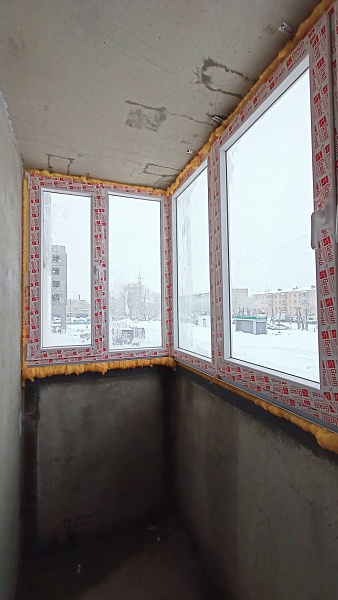 2-к квартира, 58 кв. м, Оренбург, улица Юркина, 8